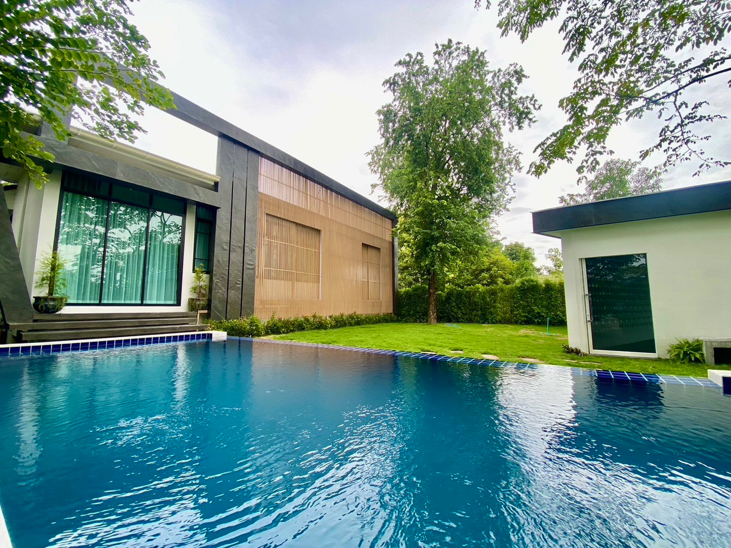 Modern Poolvilla